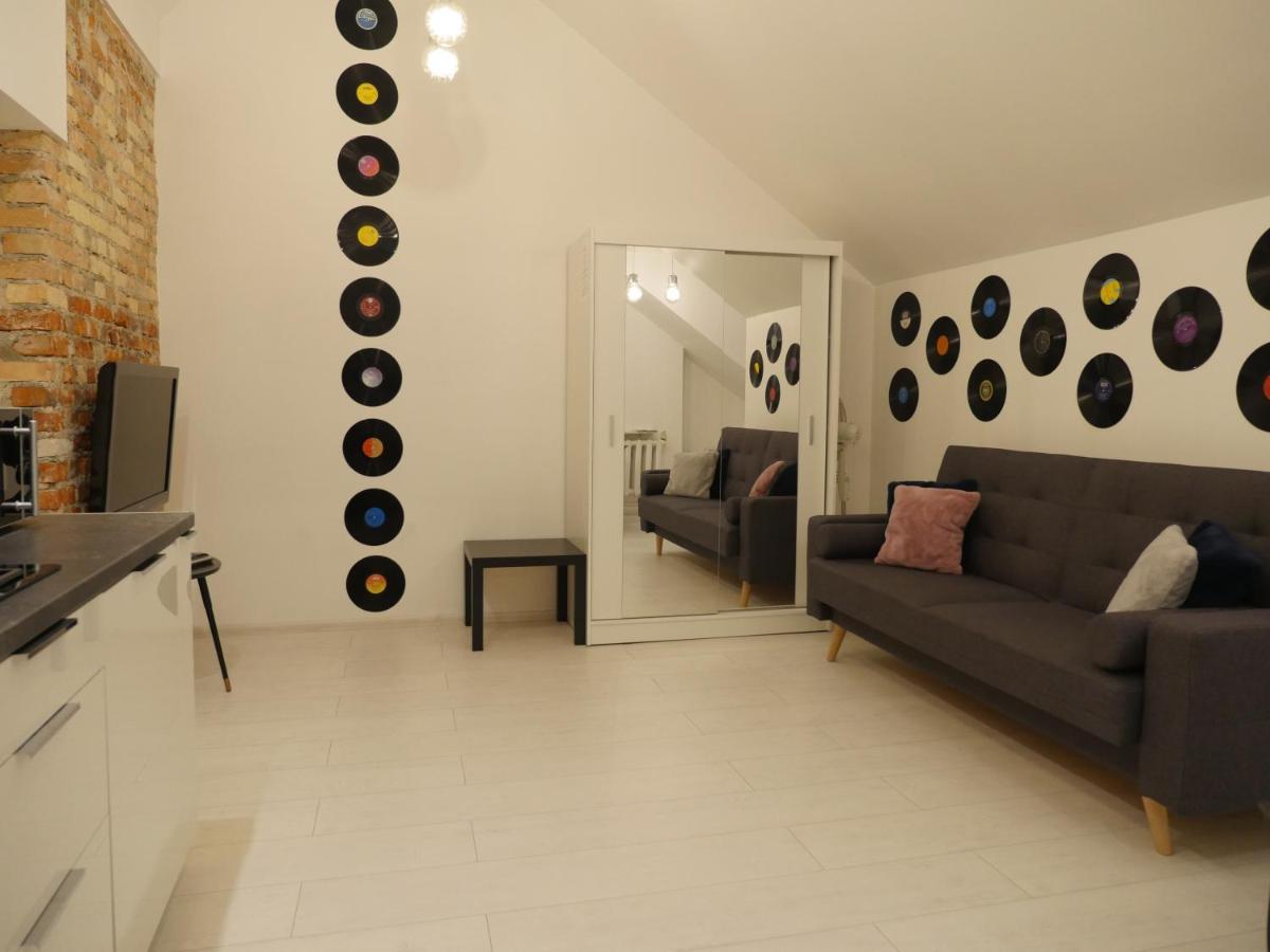 Apartment Art Vinyl Loft *